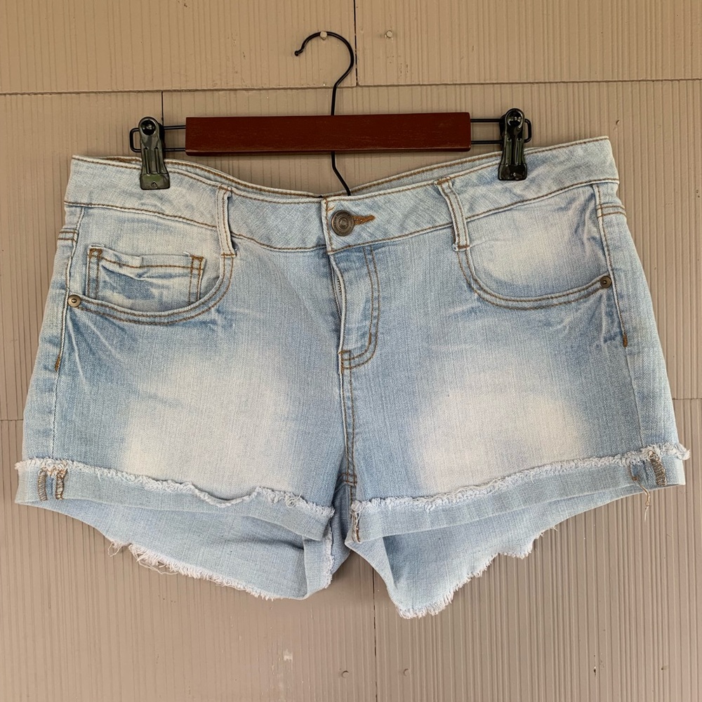 Light wash Denim Shorts